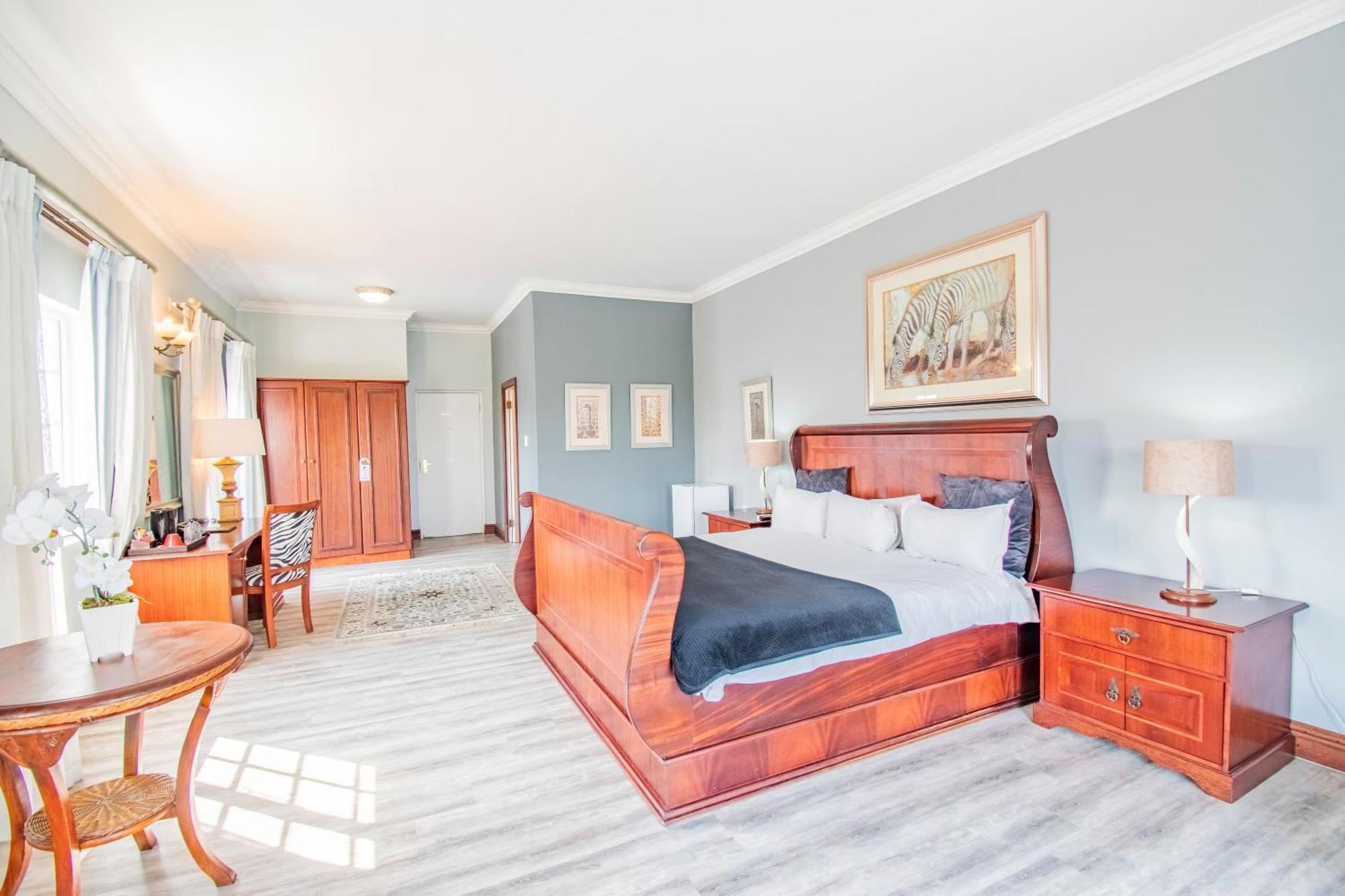 Emakhosini Boutique Hotel 4*