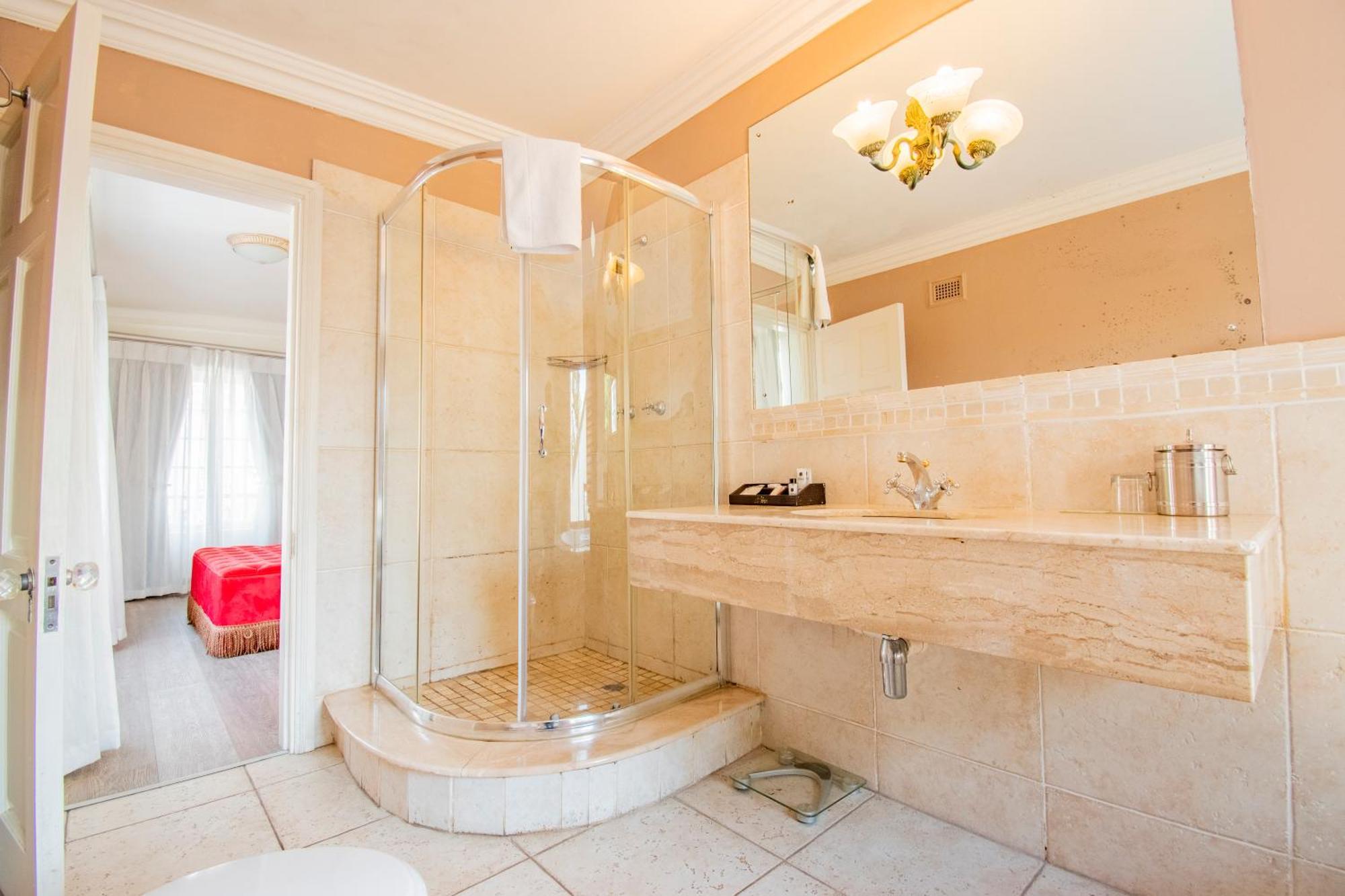 Emakhosini Boutique 4*